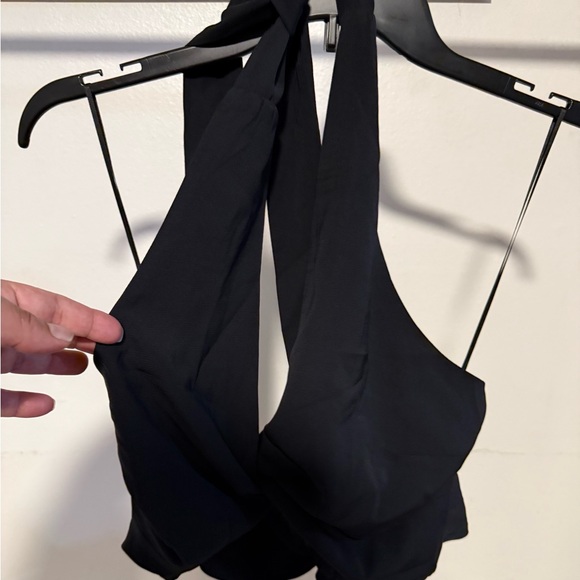 Abercrombie & Fitch Black crop top - Picture 1 of 8
